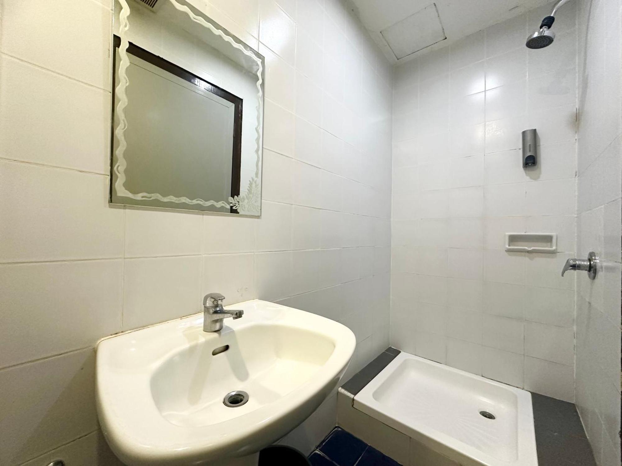 Park Hotel Kota Kinabalu Bagian luar foto