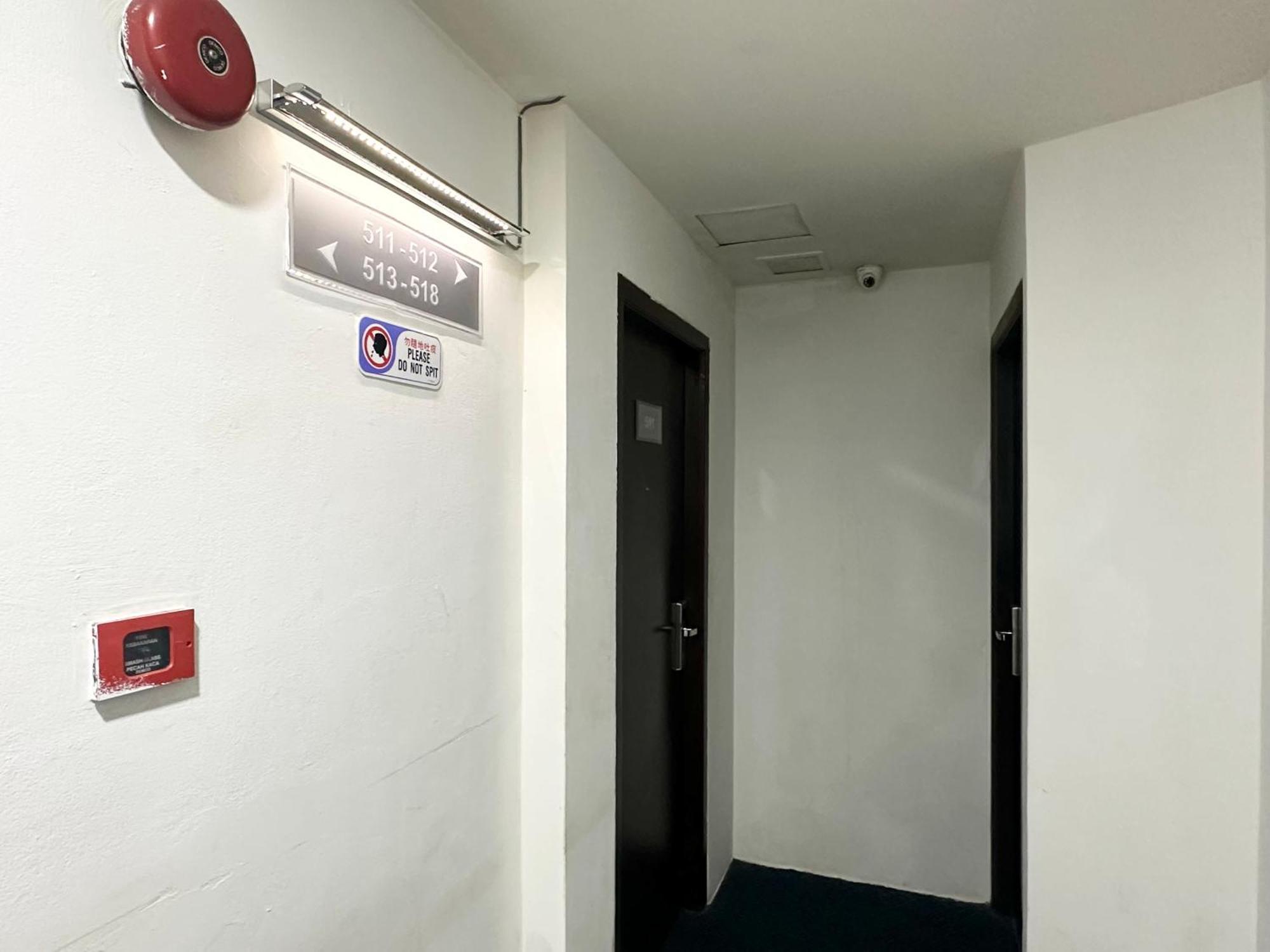 Park Hotel Kota Kinabalu Bagian luar foto
