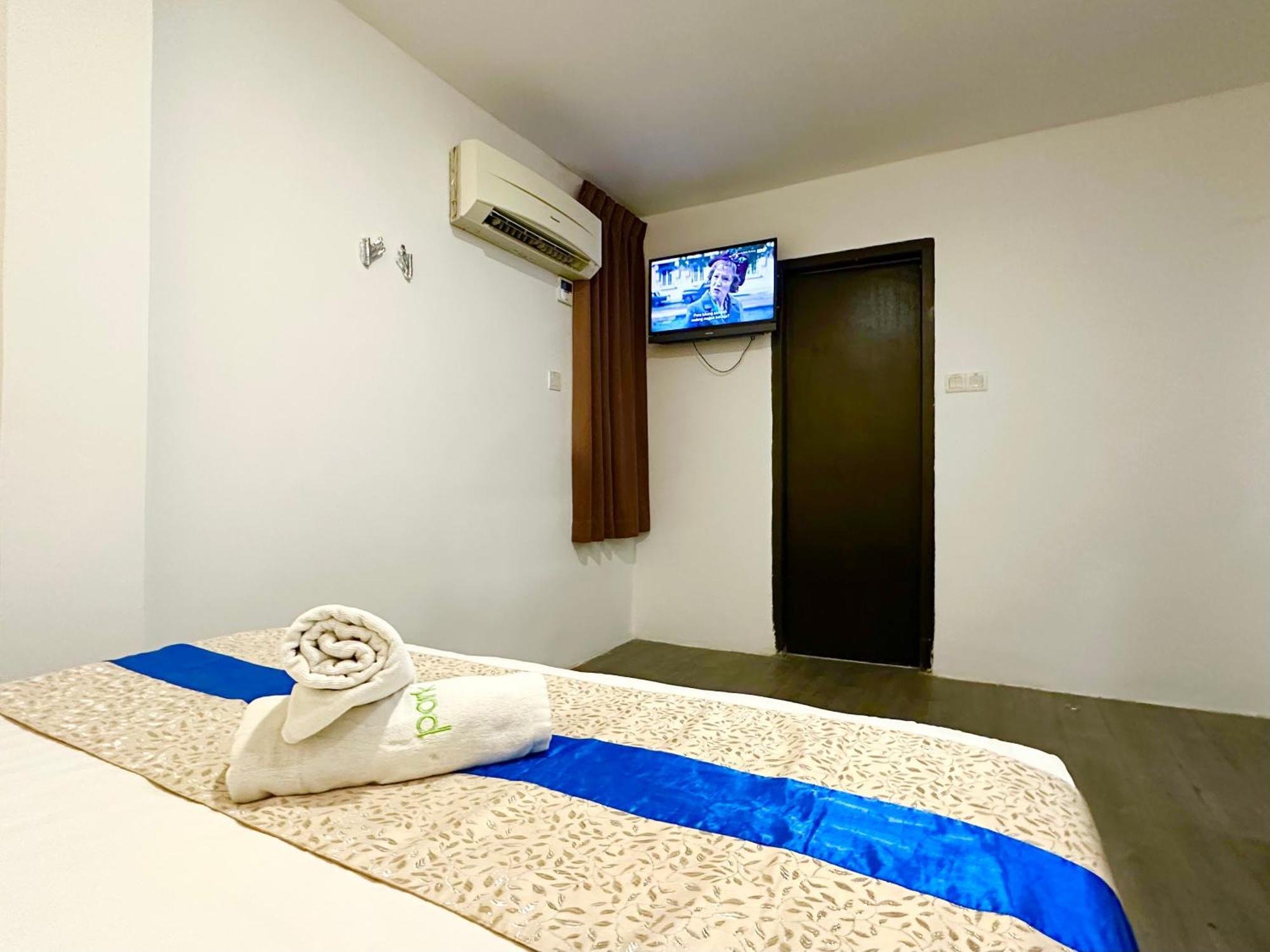 Park Hotel Kota Kinabalu Bagian luar foto